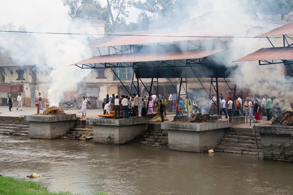 17-Hindu cremations.jpg - Hindu cremations